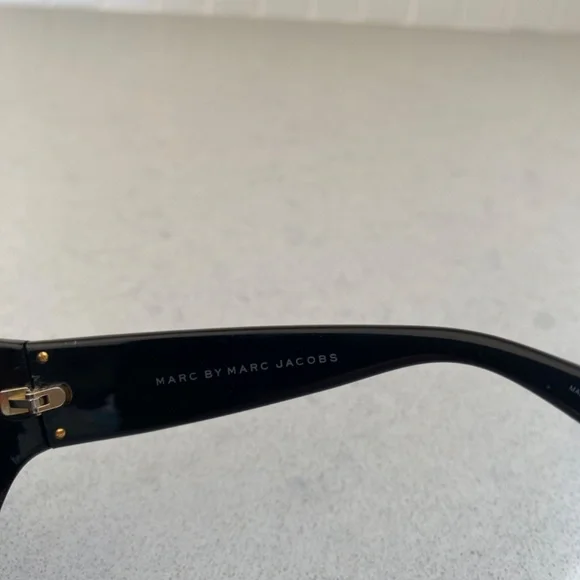 Marc Jacobs sunglasses - Picture 5 of 5